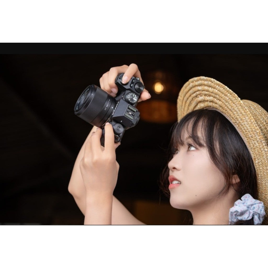 Viltrox AF 56mm F1.7 Auto Focus Prime Lens for Sony FE / FUJIFILM XF / NIKON Z