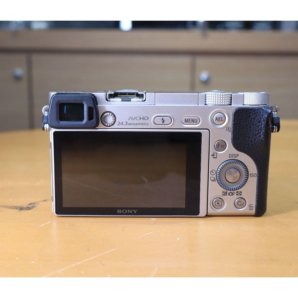 Used Sony a6000 with E PZ 16-50mm F/3.5-5.6 OSS Lens