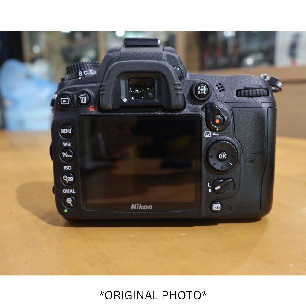 Used Nikon D7000 with AF-S DX NIKKOR 18-105MM F/3.5-5.6G ED VR Lens like new