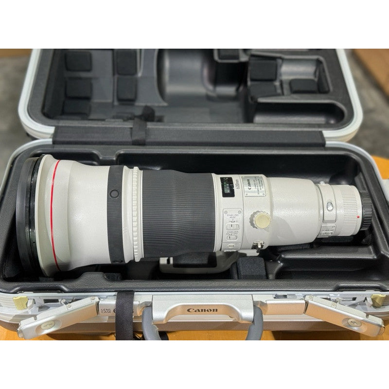 Canon EF600mm f4L IS II USM (Used) Like new Can use like RF600mm