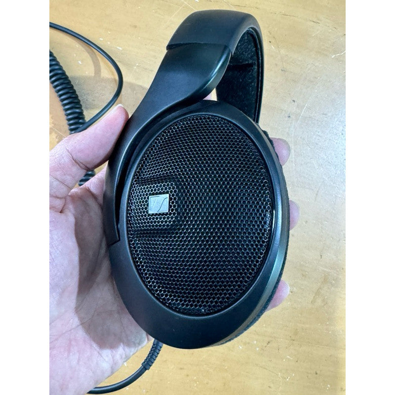 Used Sennheiser HD400pro Professional Head set -like new unit