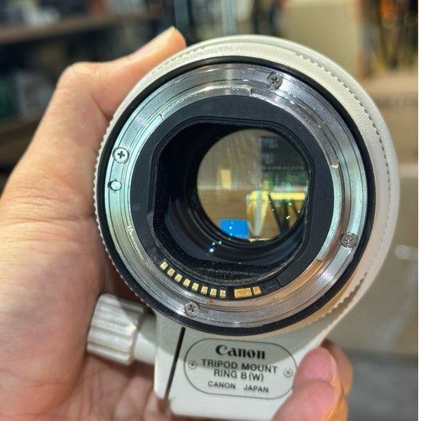 USED CANON EF 70-200MM f2.8 L IS II USM mk2 LENS CONDITION 9.9/10 (EXTREMELY LIKE NEW)