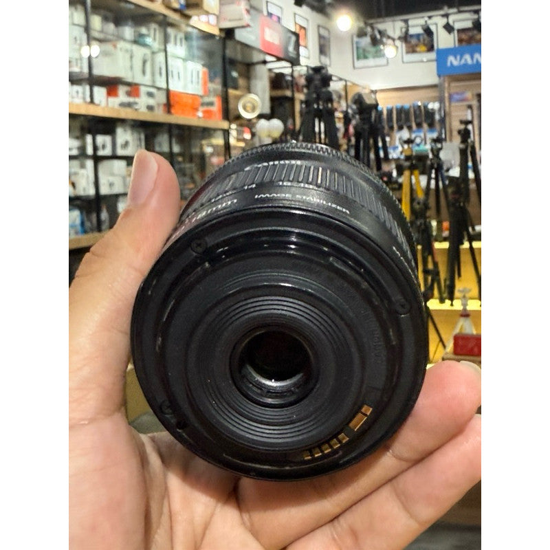 Used Canon EF-S 10-18mm f/4.5-5.6 IS STM Zoom Lens tip top condition