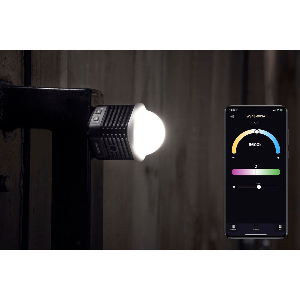 GODOX WL4B WATERPROOF LED LIGHT 1/4 20 Screw Built In Magnetic Mount