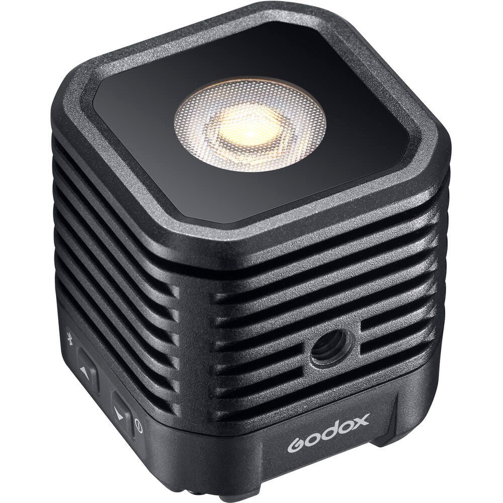 GODOX WL4B WATERPROOF LED LIGHT 1/4 20 Screw Built In Magnetic Mount
