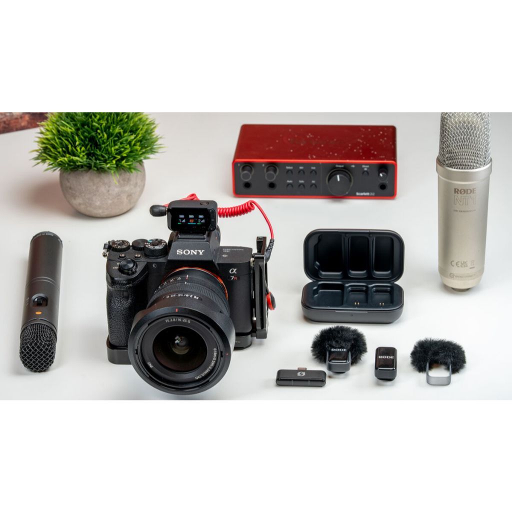 RODE WIRELESS MICRO CAMERA KIT MICROPHONE KIT FOR SMARTPHONES DSLR MIRRORLESS CAMERAS AND PC
