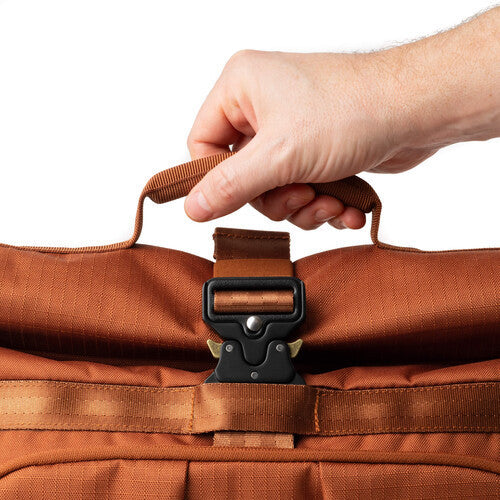 Think Tank Photo Focus Point 8L 13L Crossbody Bag Urban Rust Asphalt Black