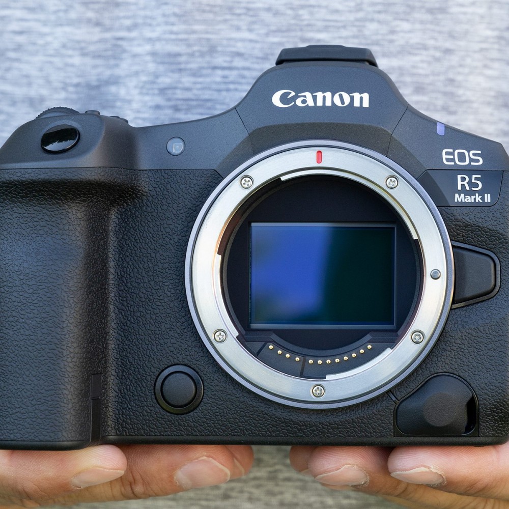Canon EOS R5 MKII BODY Full Frame Mirrorless Camera - R5II R5 II R5 MARK II 100% Original Canon EOS R5 MKII BODY Full Frame Mirrorless Camera - R5II R5 II R5 MARK II 100% Original