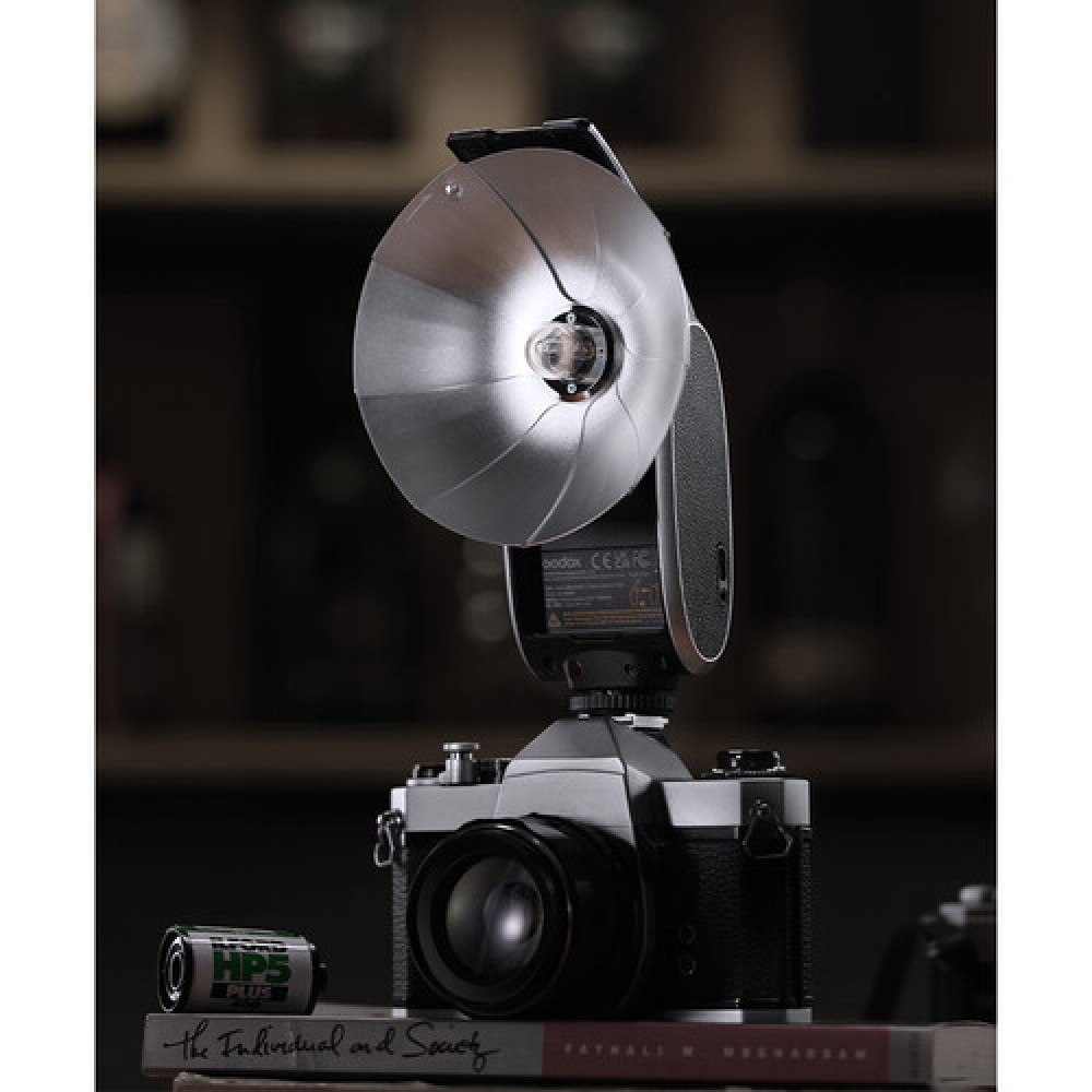 Godox Lux Senior Retro Camera Flash 100% Original GODOX Malaysia Godox Lux Senior Retro Camera Flash 100% Original GODOX Malaysia
