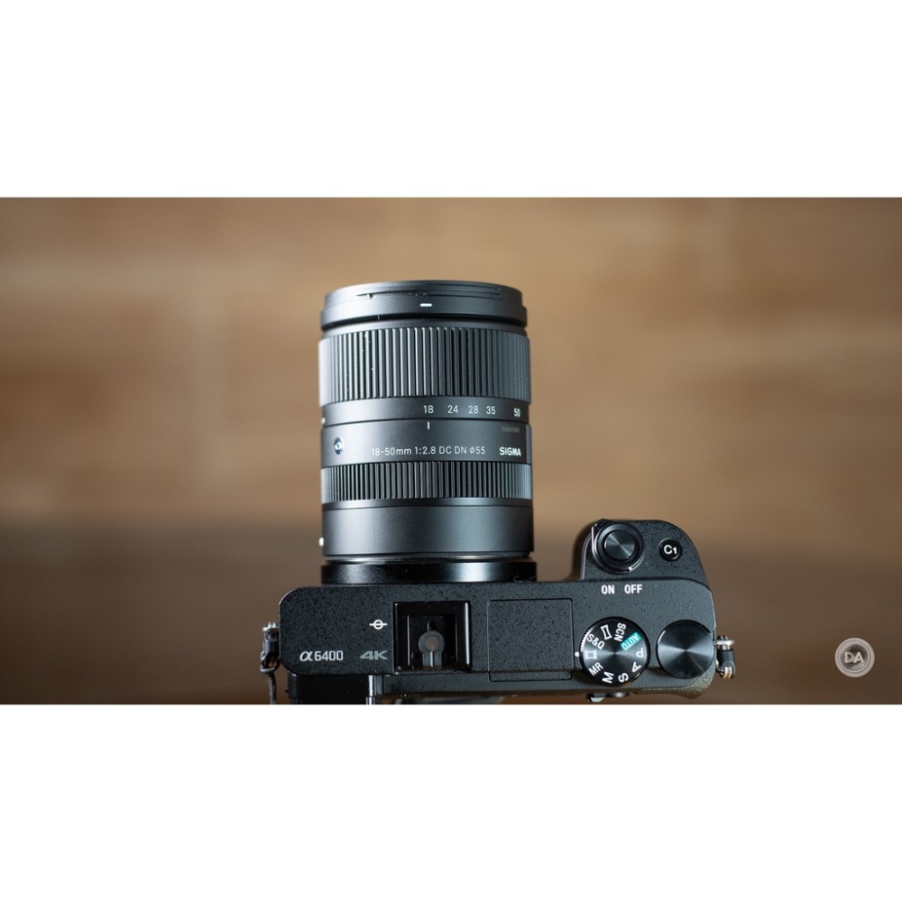 Sigma 18-50mm f2.8 DC DN Contemporary Lens for Sony E / Canon RF / Fuji X mount 100% Original SIGMA Sigma 18-50mm f2.8 DC DN Contemporary Lens for Sony E / Canon RF / Fuji X mount 100% Original SIGMA